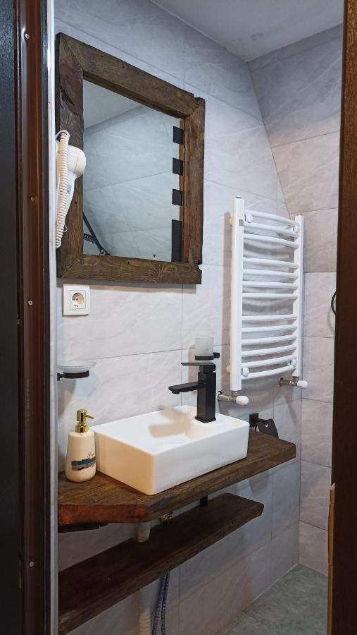 Kazbegi Compass Apartman Kültér fotó