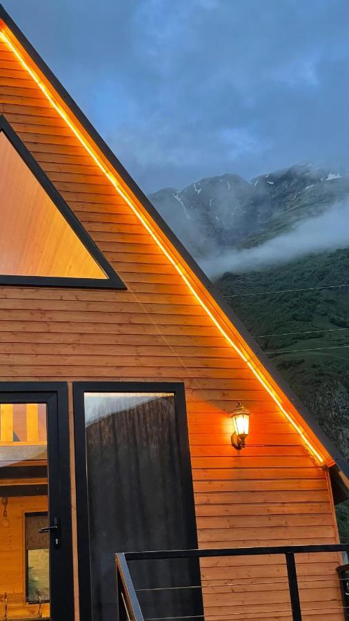 Kazbegi Compass Apartman Kültér fotó