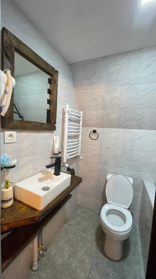 Kazbegi Compass Apartman Kültér fotó