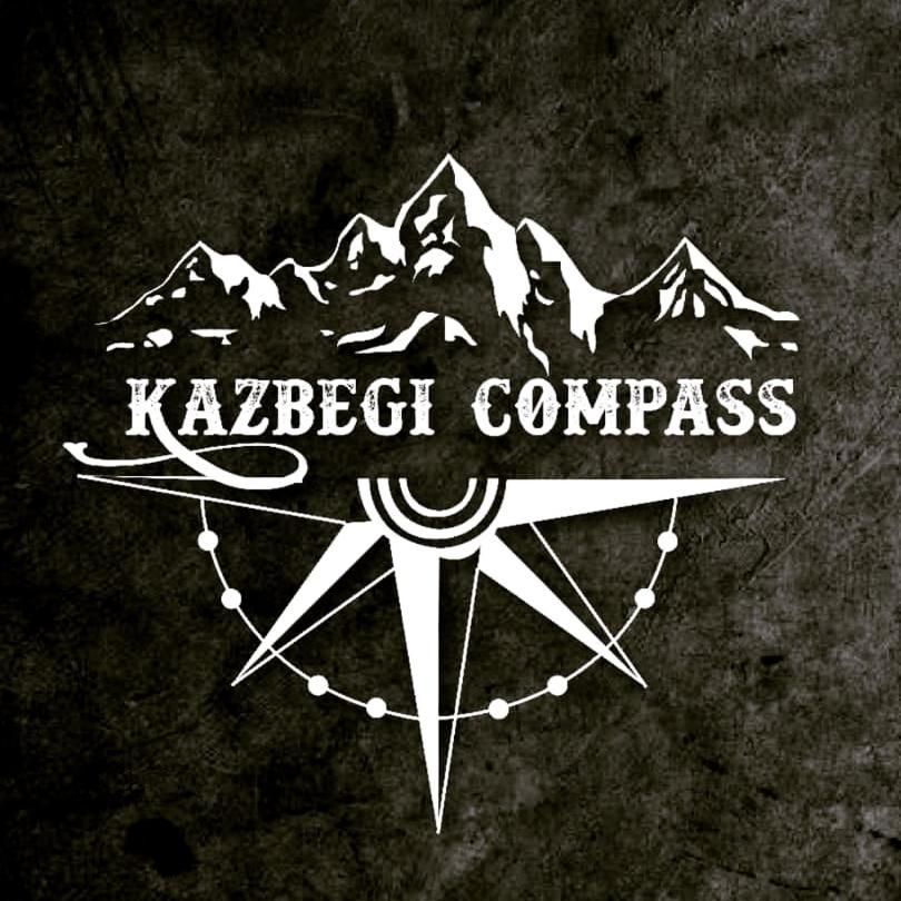 Kazbegi Compass Apartman Kültér fotó